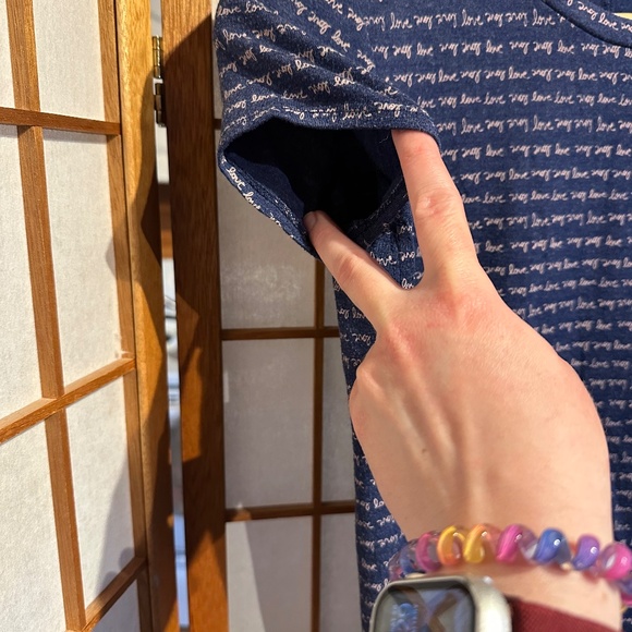 Cute LOVE Old Navy Tee - Picture 5 of 7